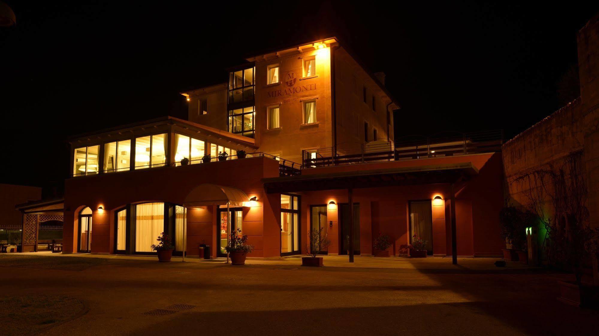 Hotel Miramonti Enoteca 포브델그라파 외부 사진